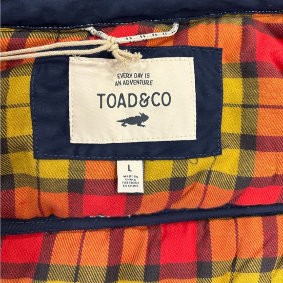 NWT Toad & Co Men’s Forester Pass Vest -Navy blue -Size Large - Picture 2 of 4